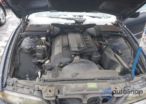 2000 BMW 528Ia from USA, damaged, VIN WBADM6340YGV01736